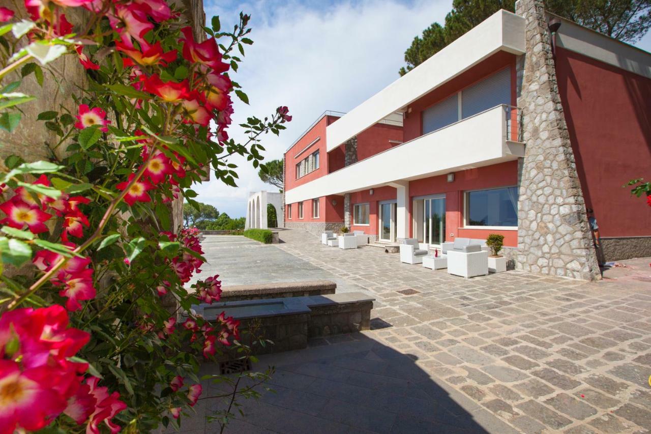 Villa Mambrini Sorrento Luaran gambar